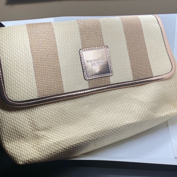 Victoria’s Secret Natural Golden Straw Clutch/Rose Gold Stripes/NIP - Picture 1 of 9